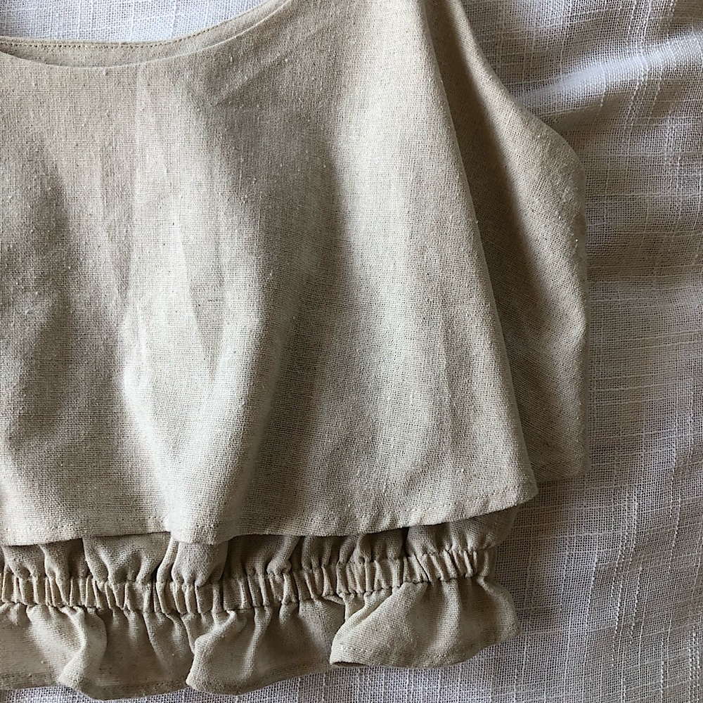Crop top - Picture 2 of 6